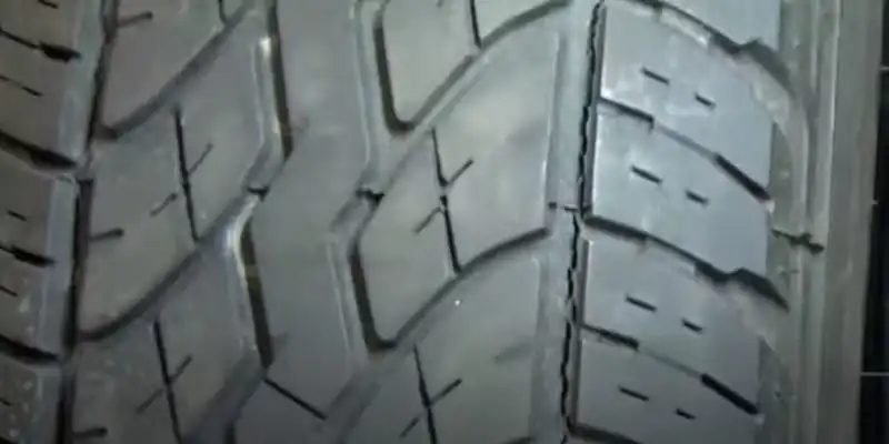 An image asking the question "Can Cracks On Motorcycle Tires Be Repaired?"